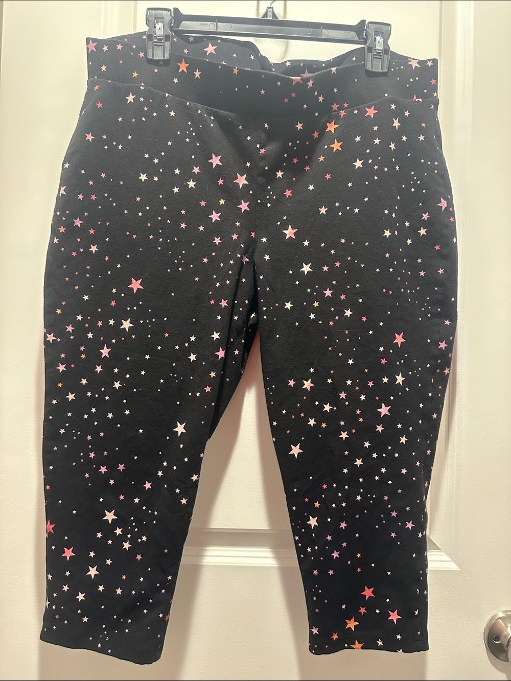 torrid Black Leggings with Pink, Orange & Cream Star Print